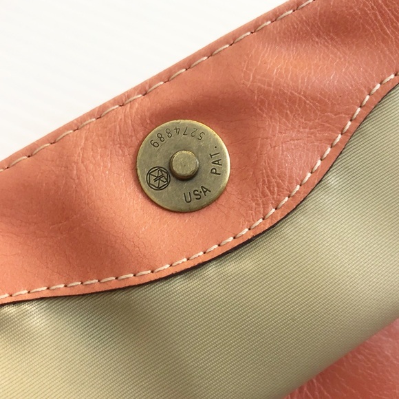 Nine West Shoulder Bag Purse Peach - Picture 2 of 16